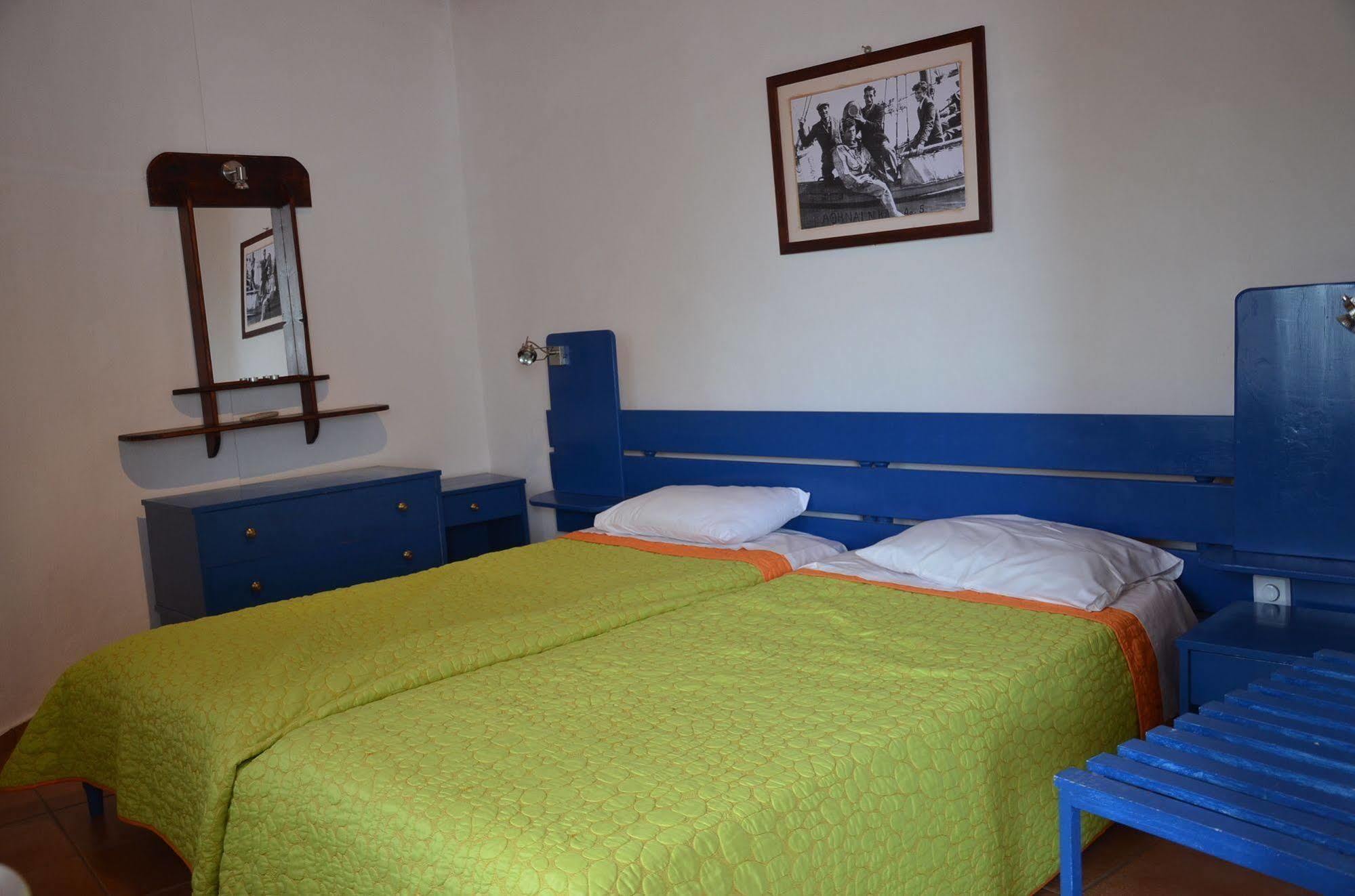 Themis Hotel Myrties ภายนอก รูปภาพ